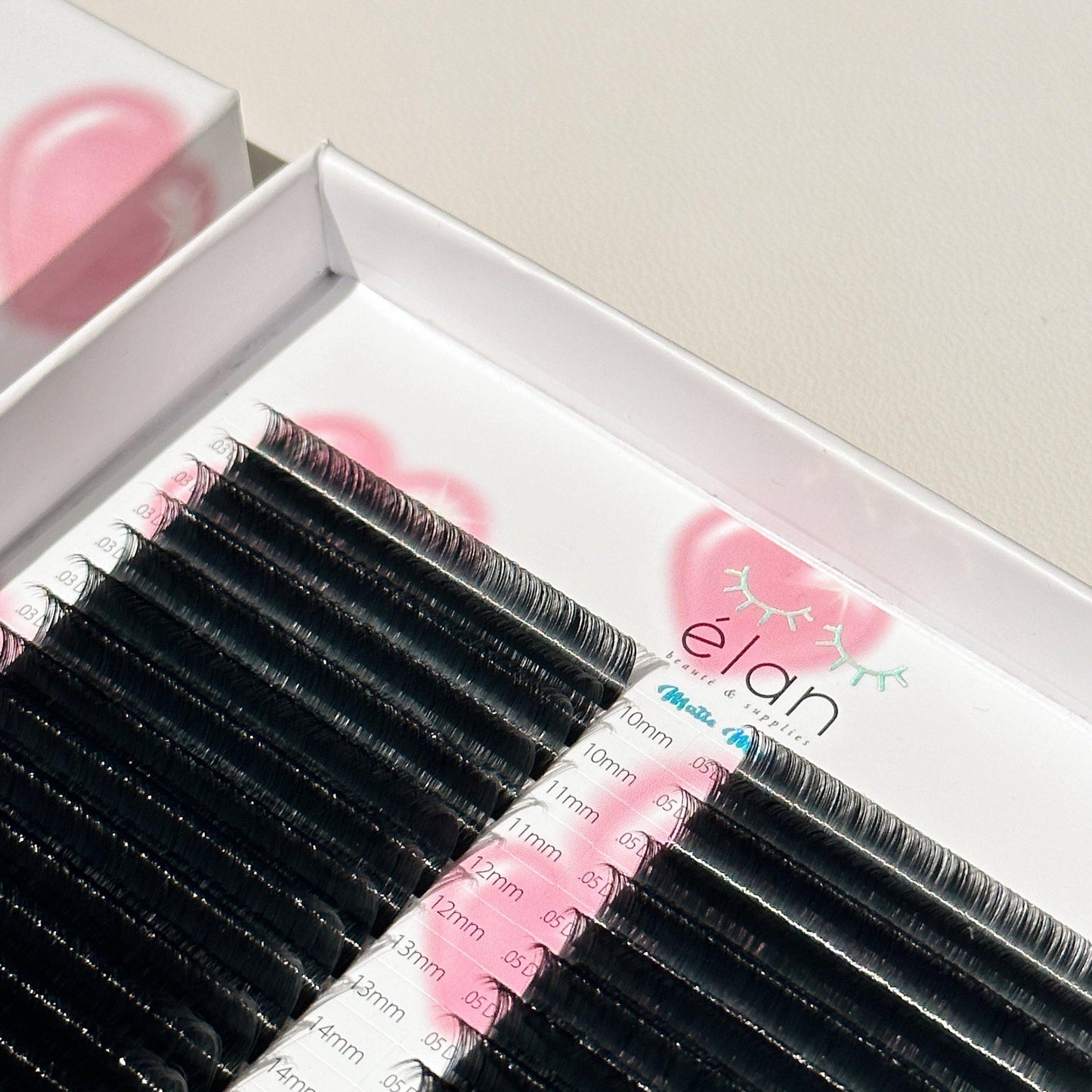 the BIG BOI 0.03+0.05 MATTE MINK mix tray π