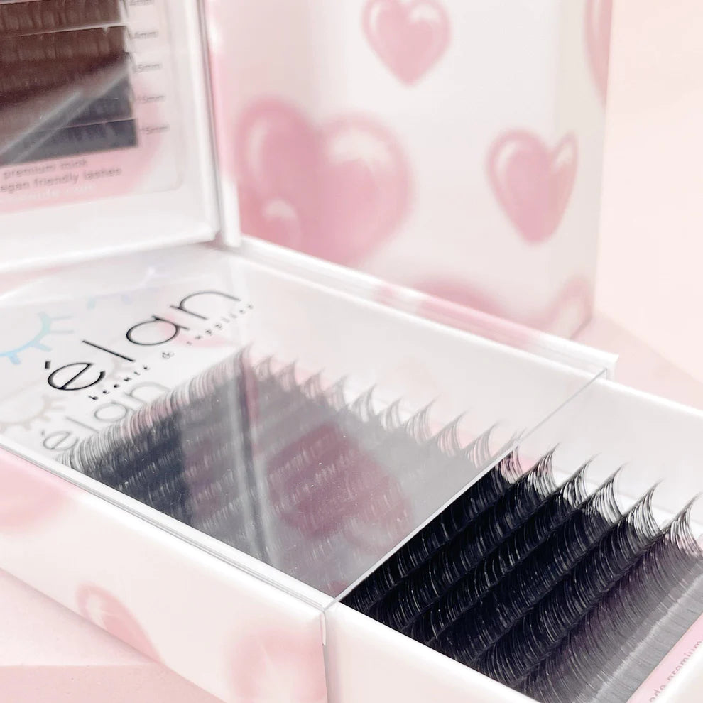 0.07 MATTE MINK lash tray π