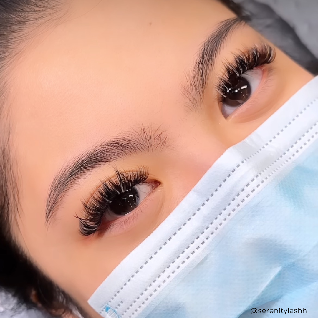 0.03 ROYAL MINK lash trays 👑